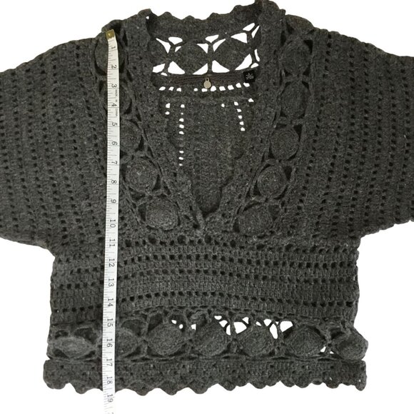 ANTHROPOLOGIE Women Gray Crochet Angora Sweater V-Neck Orenburg Knit Boho XS - Picture 4 of 10